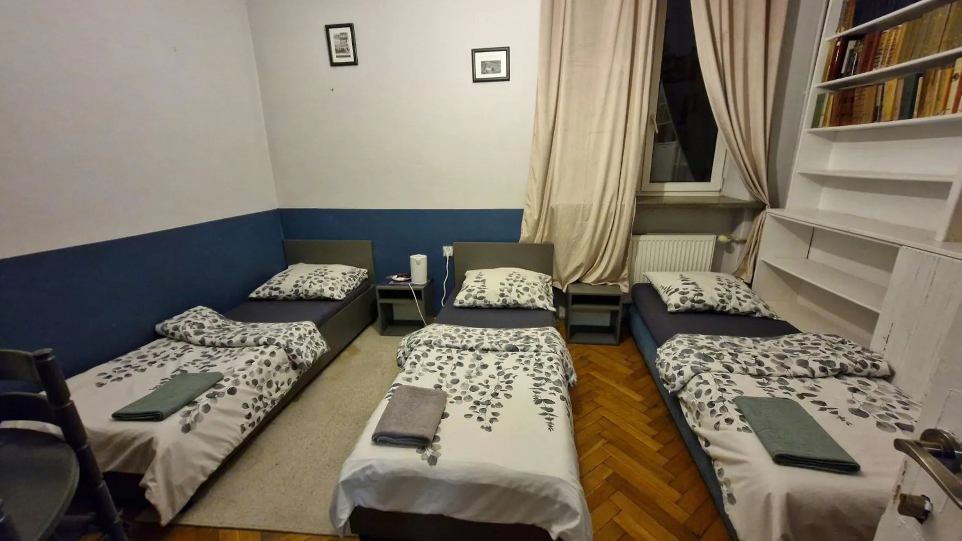 Retro Centrum Warsaw Homestay